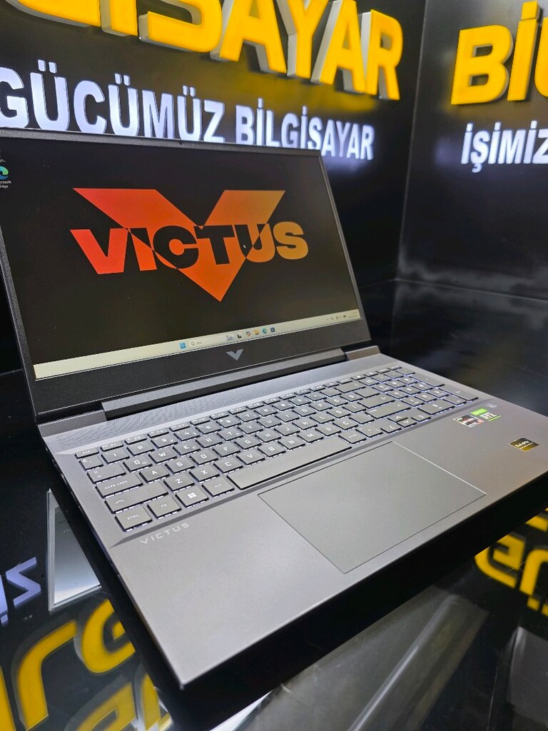 HP VICTUS D16 RYZEN5 5600H RTX3050 16GB RAM 512SSD SIFIRDAN FARKSIZ - 12