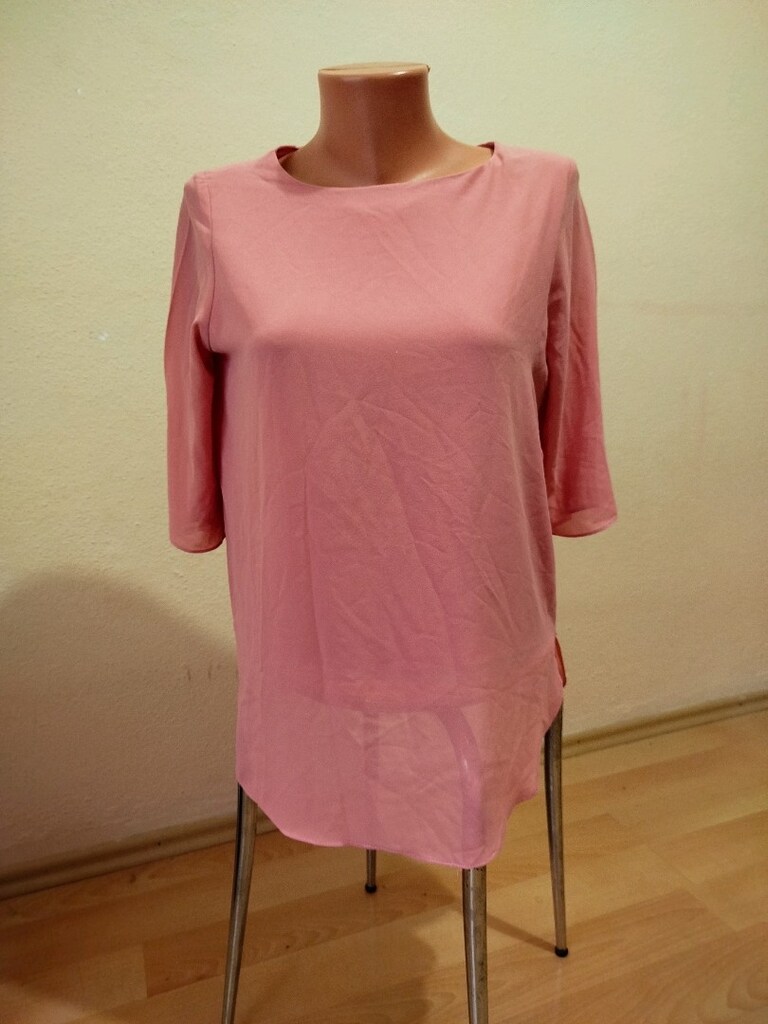 Yeni gibi yanları yırtmaçlı astarlı çok zarıf bluz boy ön 65 cm - 3