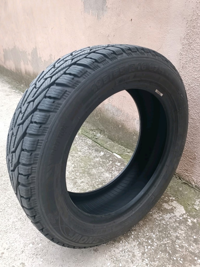 195 55 R16 - 3