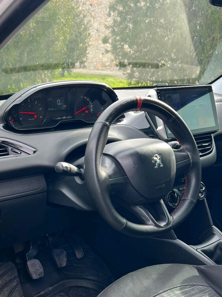 Peugeot 208 1.4 HDİ - 9
