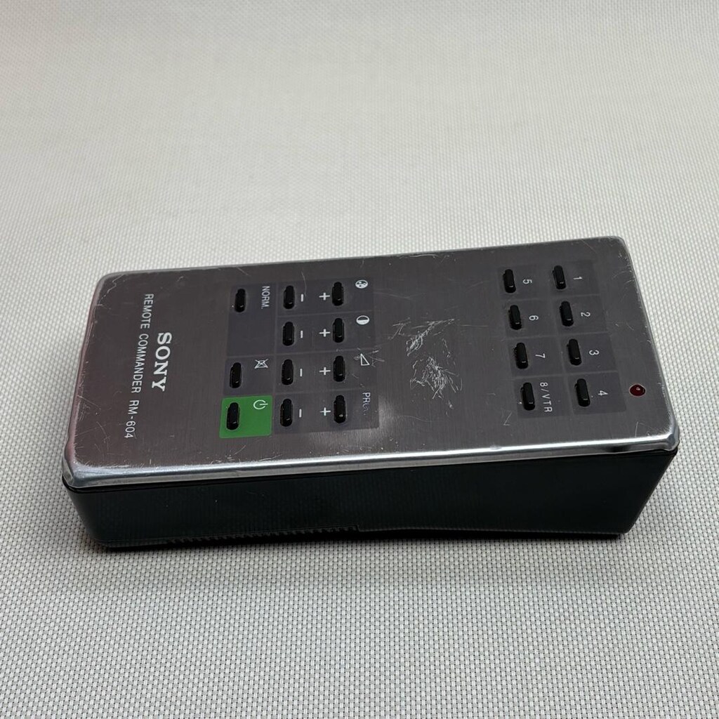 Nadir Koleksiyonluk Sony RM-604 Trinitron TV Kumandası - 3