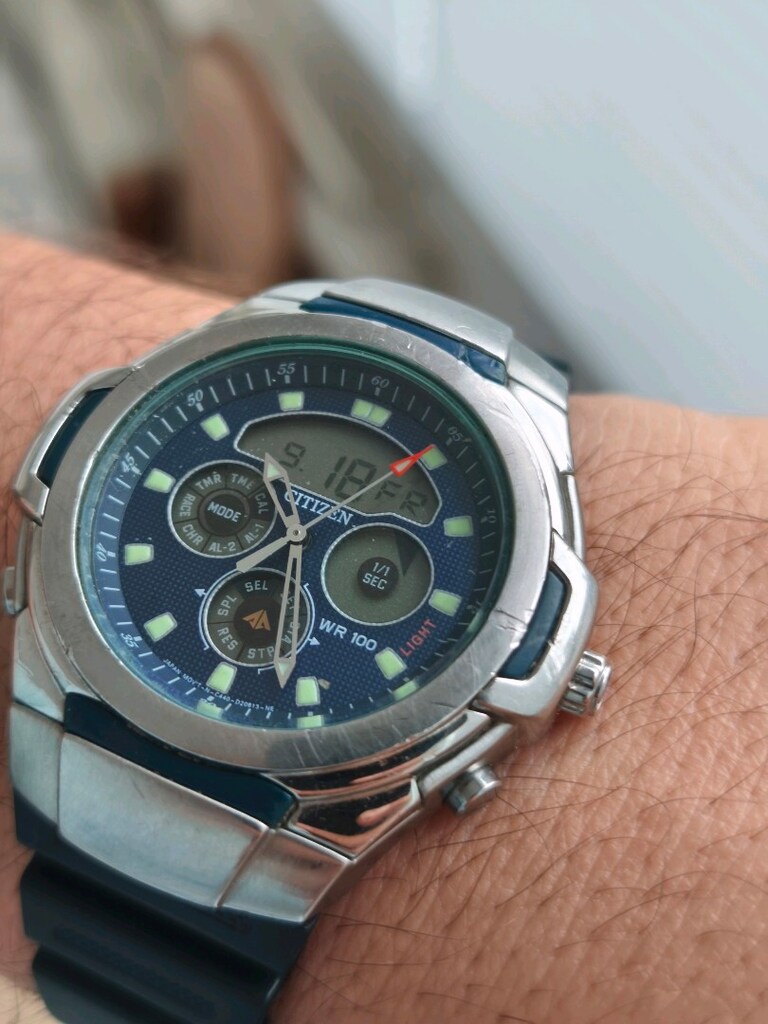 Citizen erkek kol saati - 2