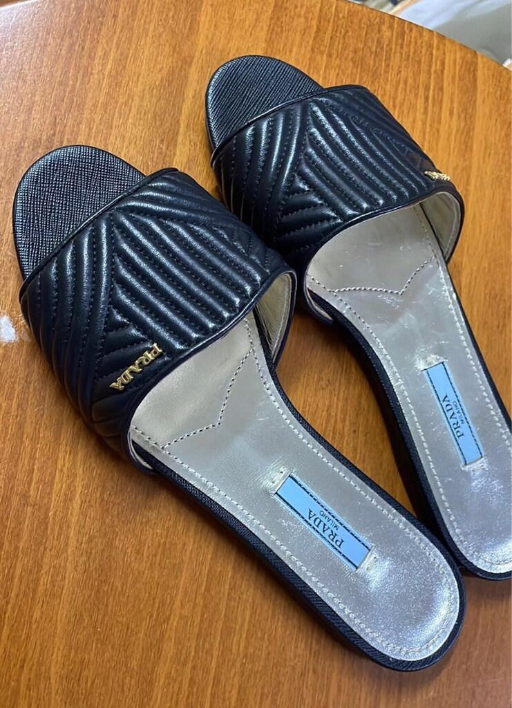 Prada terlik 37 numara