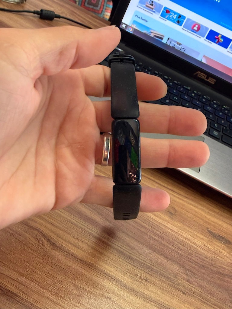 Fitbit Inspire 2 Akıllı Bileklik / Sağlık ve Fitness Takipçisi - Temiz - 4