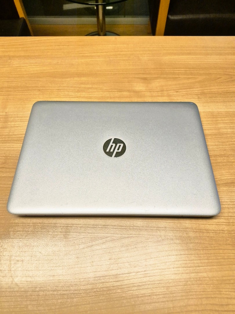 Laptop HP i5 İşlemci 256GB SSD 8GB Ram Işıklı Klavye Pili Sağlam - 7