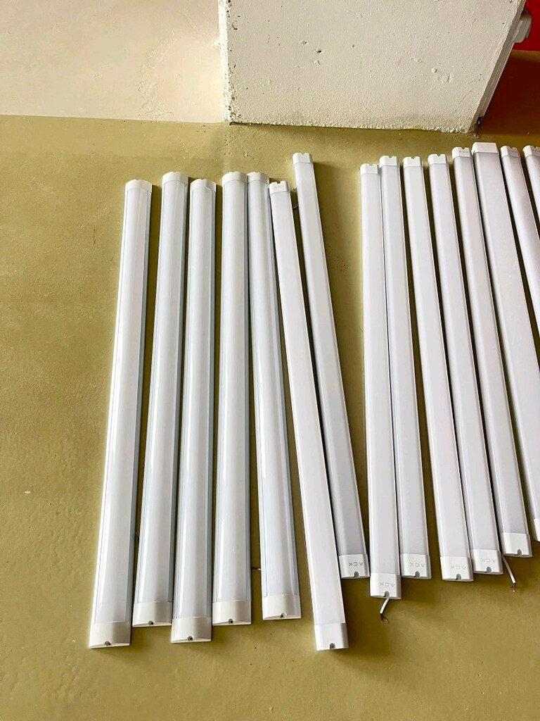 ACK marka LED etanj armatür - yani LED çıta lamba / batten lamba. - 2