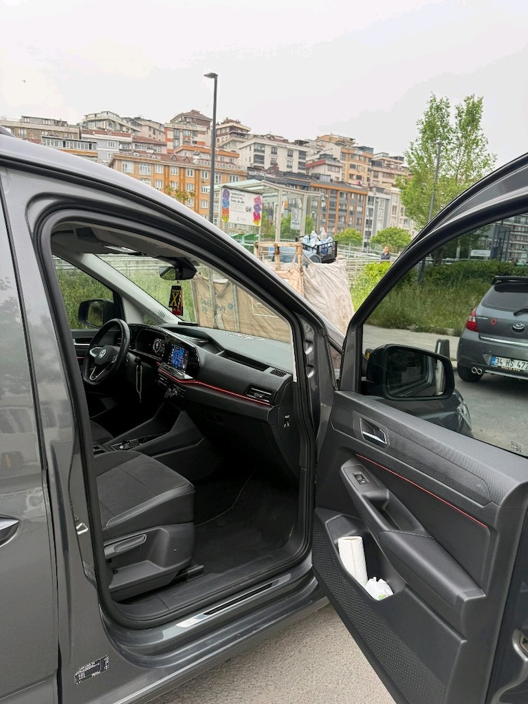 2024 VW Caddy Style Cam Tavanlı | Füme | 54.000 KM | Hatasız Boyasız - 16