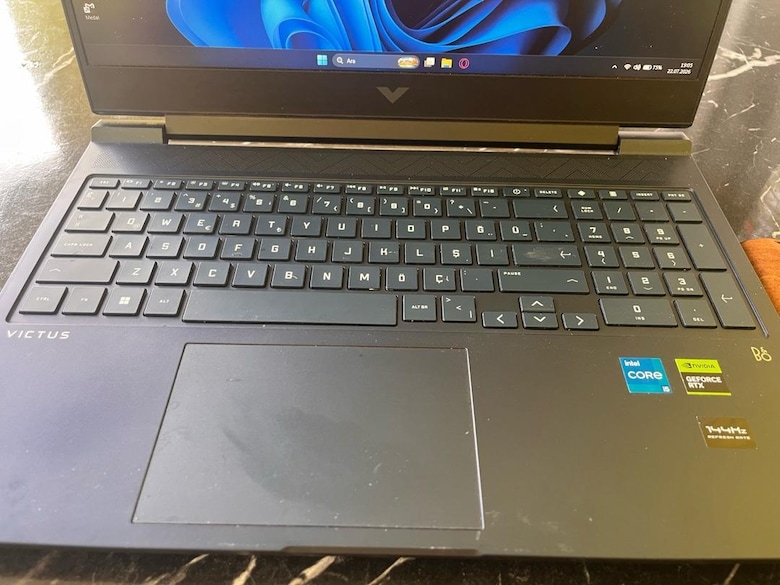 laptop - 11