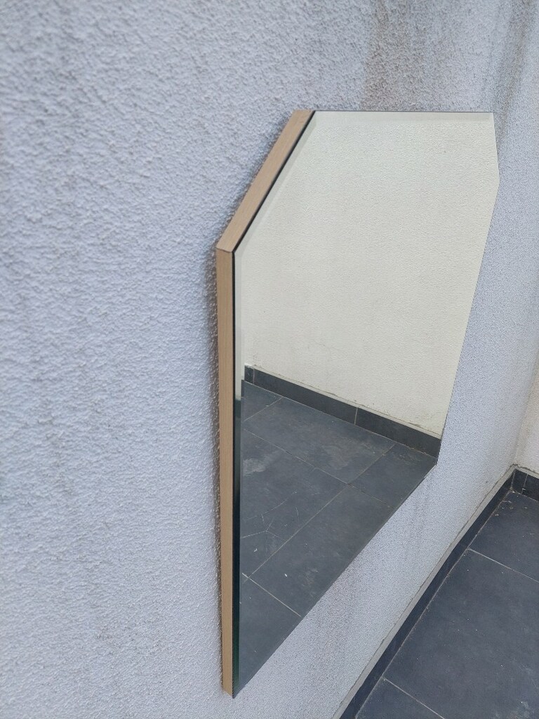Ayna. Mdf üzerine montajlı.70x70 cm. Duvara montaj vida dübel var. - 15