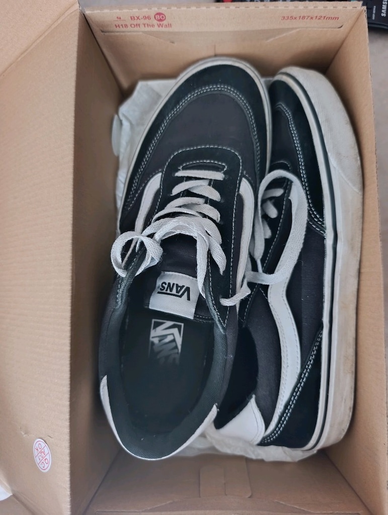 Erkek VANS BROOKLYN LS (SİYAH / BEYAZ) 44 numara - 10