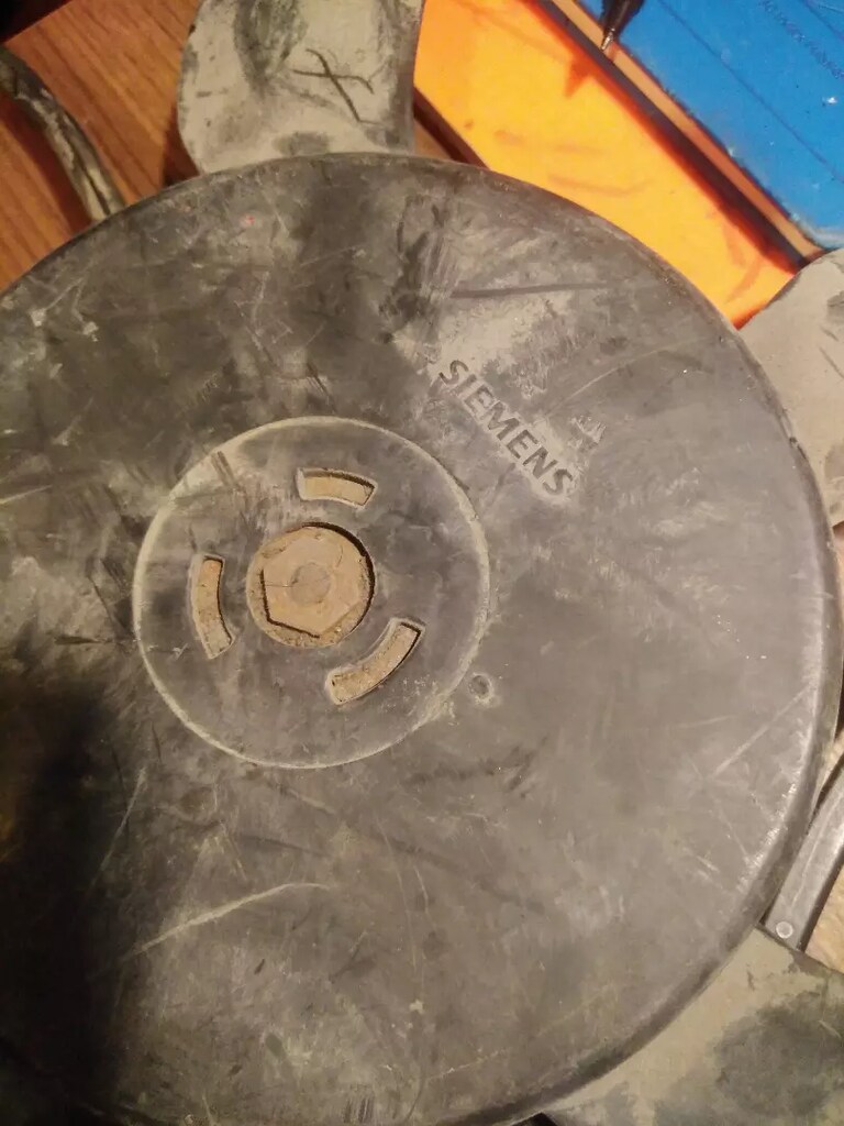 BMW FAN MOTOR - 10