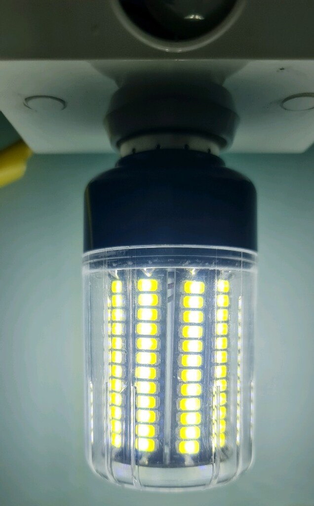 E27 duy beyaz ışık güçlü 132 LED AMPUL. 360 derece aydınlatma. - 16
