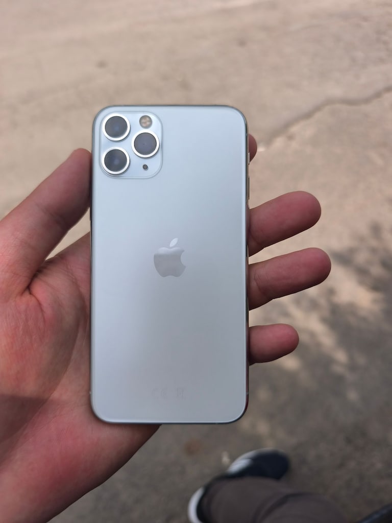 İPHONE 11 PRO 64 GB TR - 4