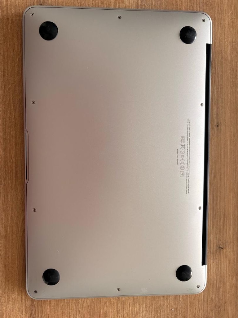 MacBook Air Laptop - 2