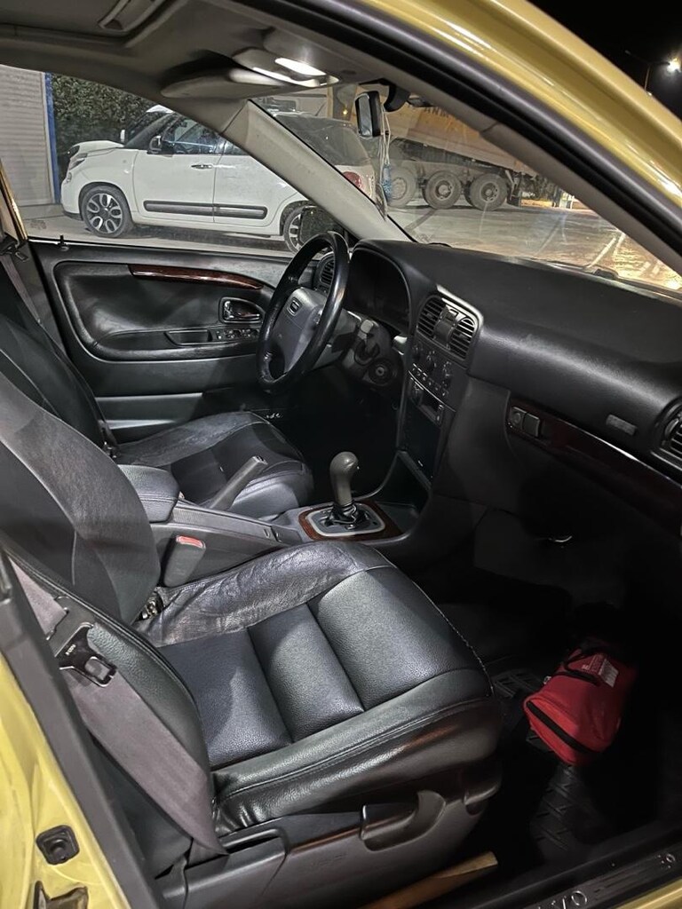 2001 VOLVO S40 - 7