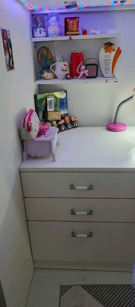 ikea smastad ranza masalı dolaplı - 4