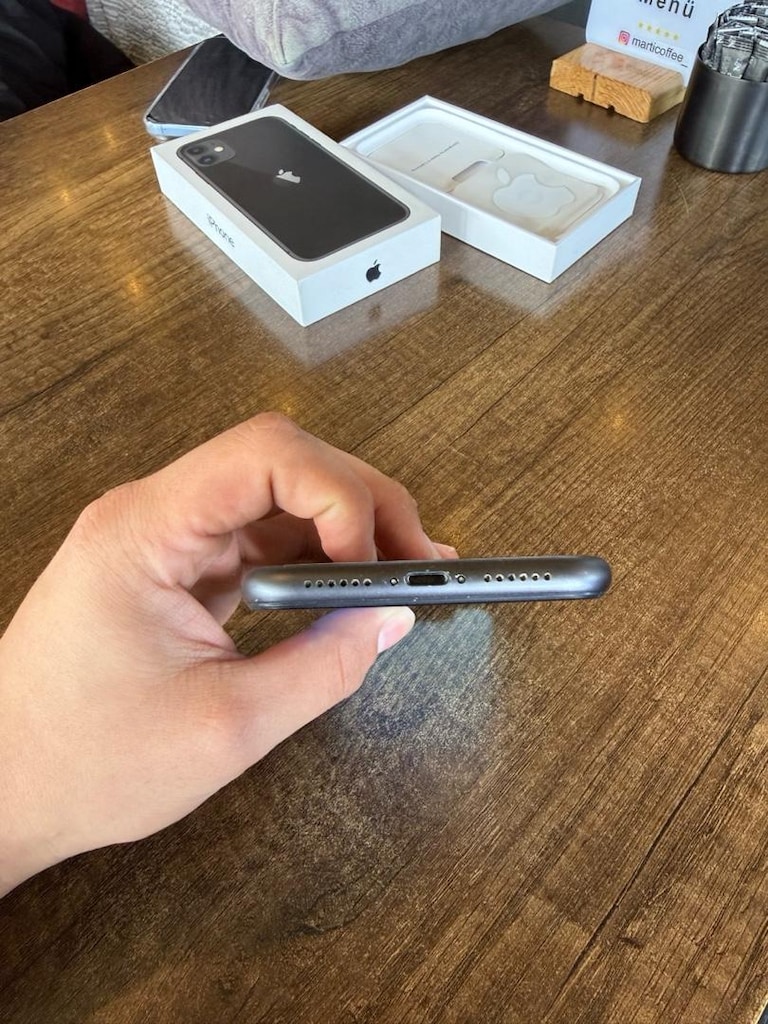 Sahibinden temiz iPhone 11 - 5