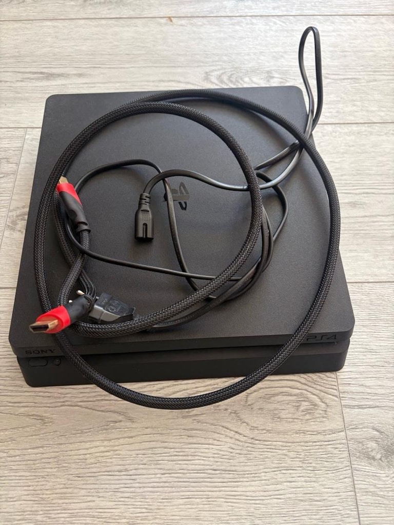 Sony PS4 Slim Tek Kol Orijinal Kolu ile Temiz Kullanılmış - 6