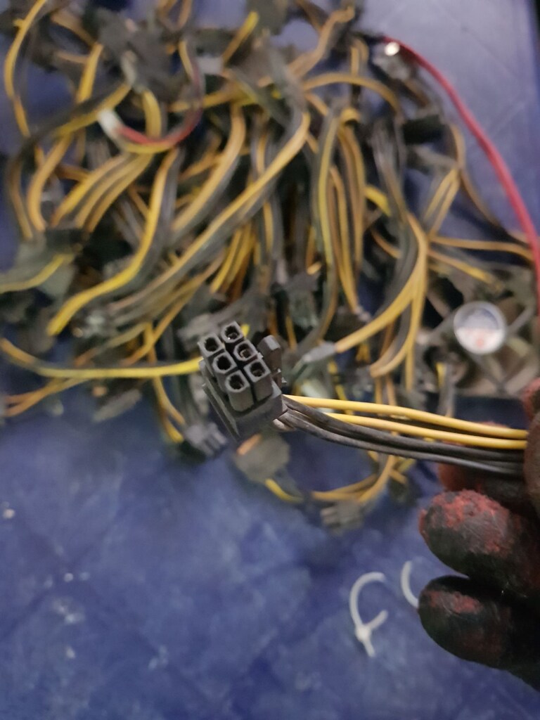 6 Pin to SATA Ekran Kartı Power Anakart Güç Kablosu - 4