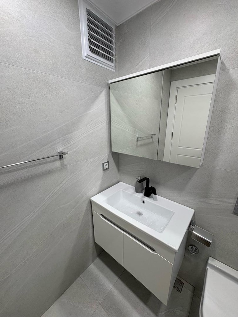 Dolaplı Lavabo - 4