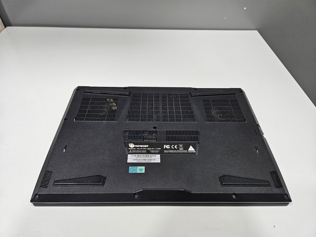 MONSTER İ7 9.NESİL + 16 GB RAM + 500 GB SSD +GTX 1650 4 GB - 7