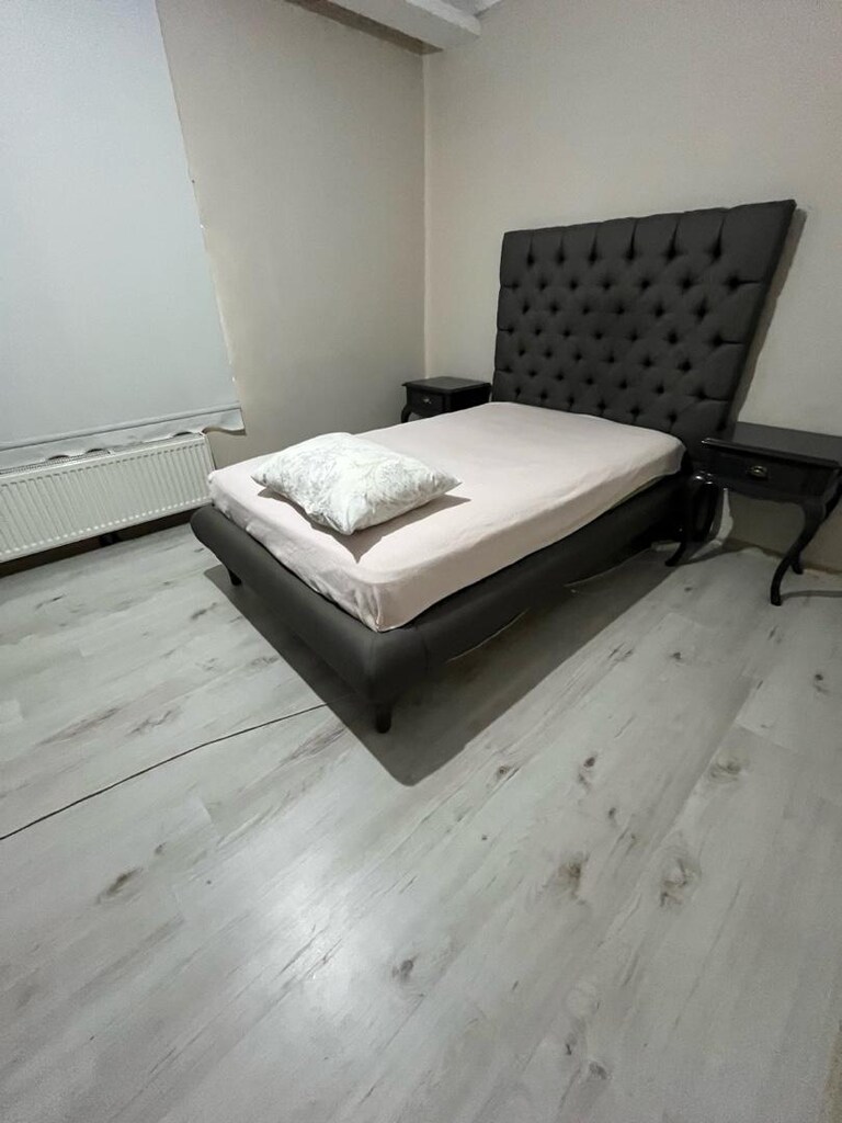 LAZZONİ GENÇ ODASI - 8