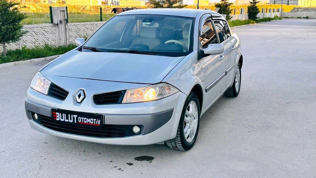 çok temiz Megan2 1.5 prifilge paket en fulu - 3