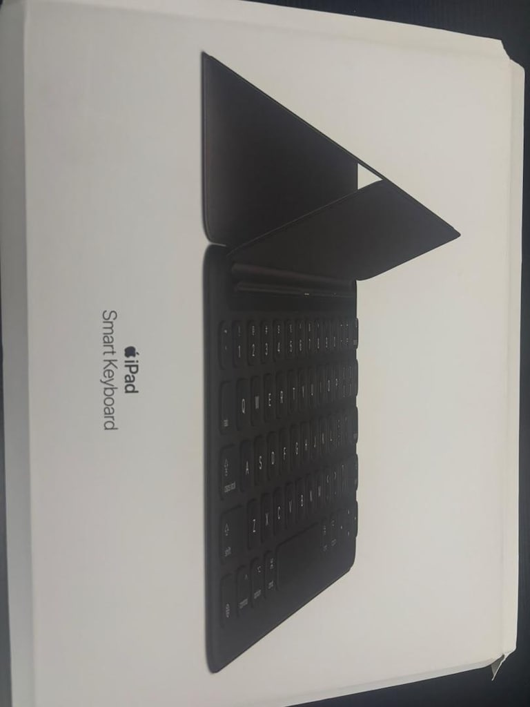 Apple Smart Keyboard Folio 11" iPad 2. Nesil Uyumlu Türkçe Q Klavye - 4