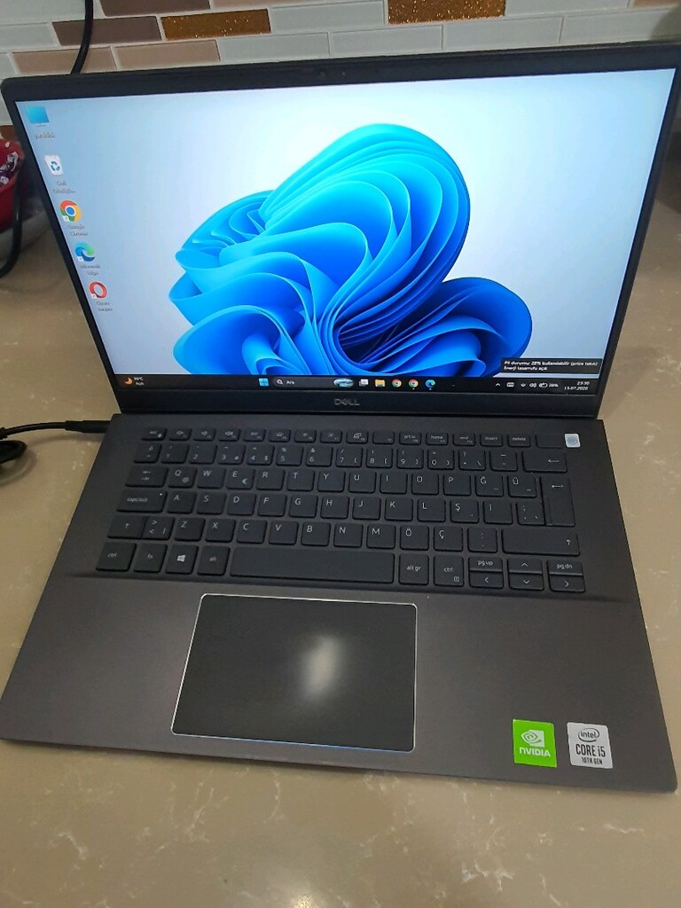 Dell Vostro 5401 | i5 10.Nesil | 16 GB RAM | NVIDIA Ekran Kartlı - 4