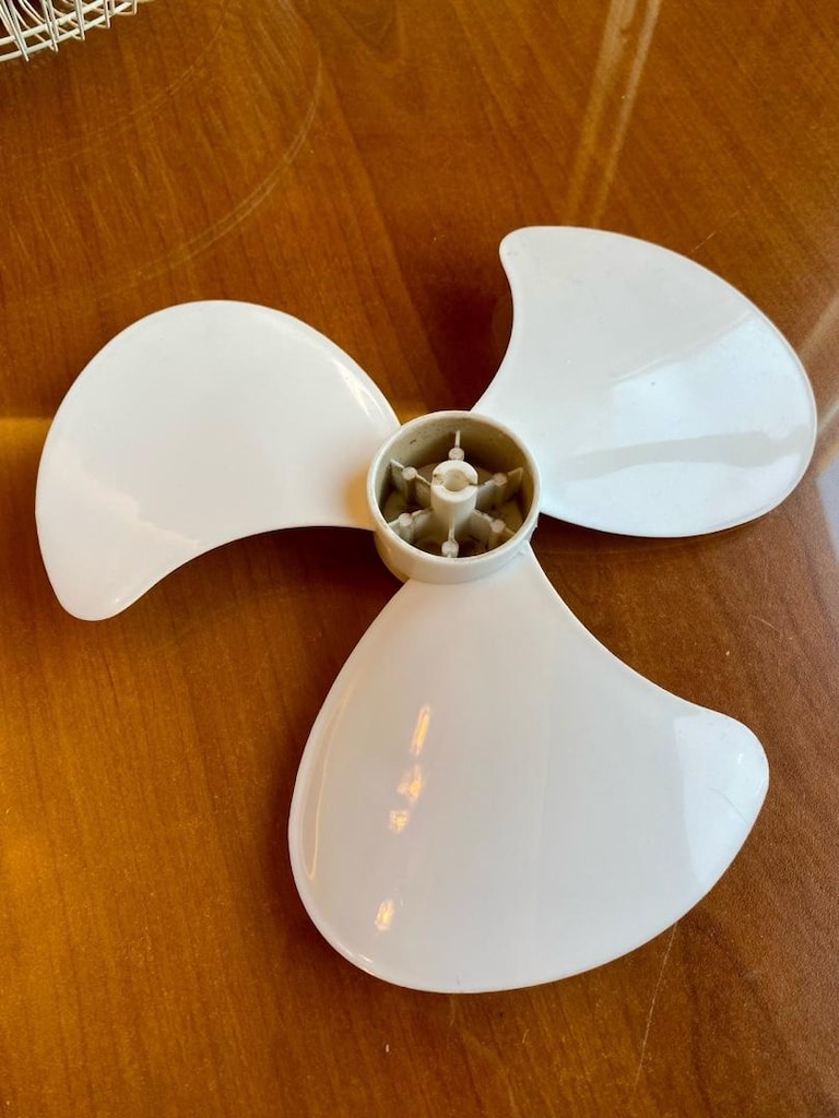 21 CM ÇAPINDA VANTILATÖR PERVANESI - 2