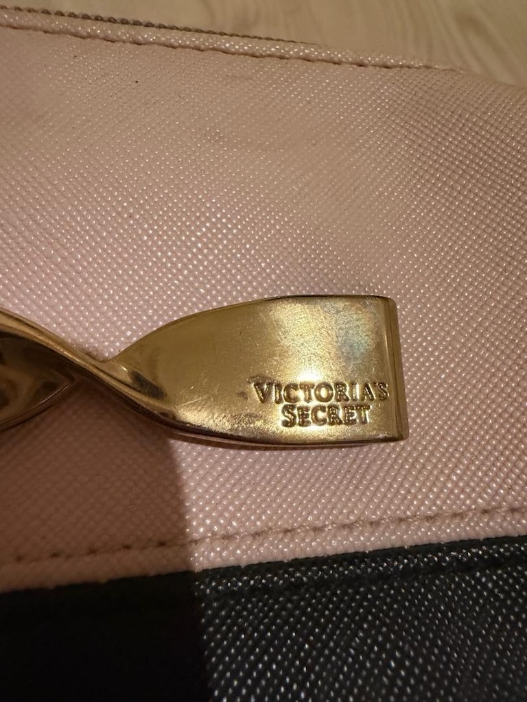 victoria's secret makyaj çantası - 2