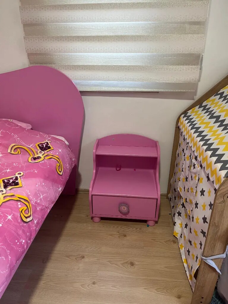 Çilek yatak odası takımı - 2