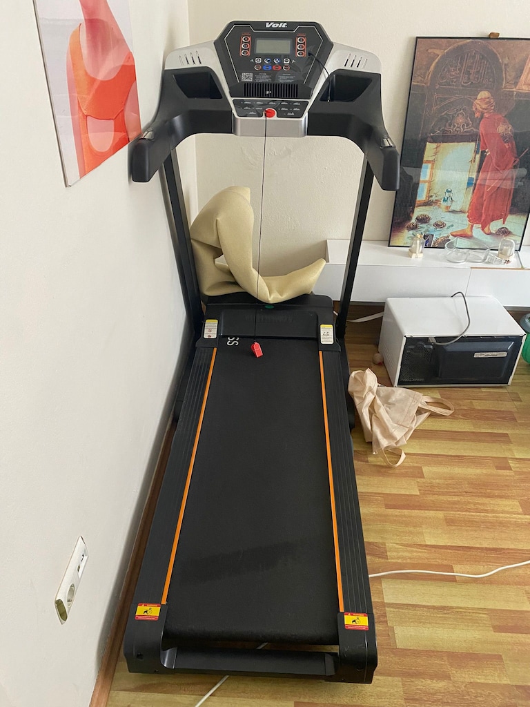 Voit Active 2HP Koşu Bandı 14 km/H - Bluetooth Katlanabilir Çok temiz - 2