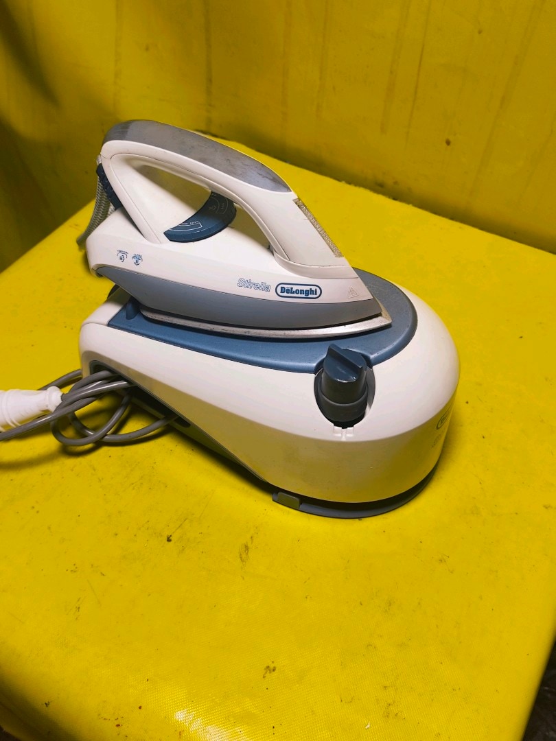 DeLonghi marka buhar kazanlı ütü - 4
