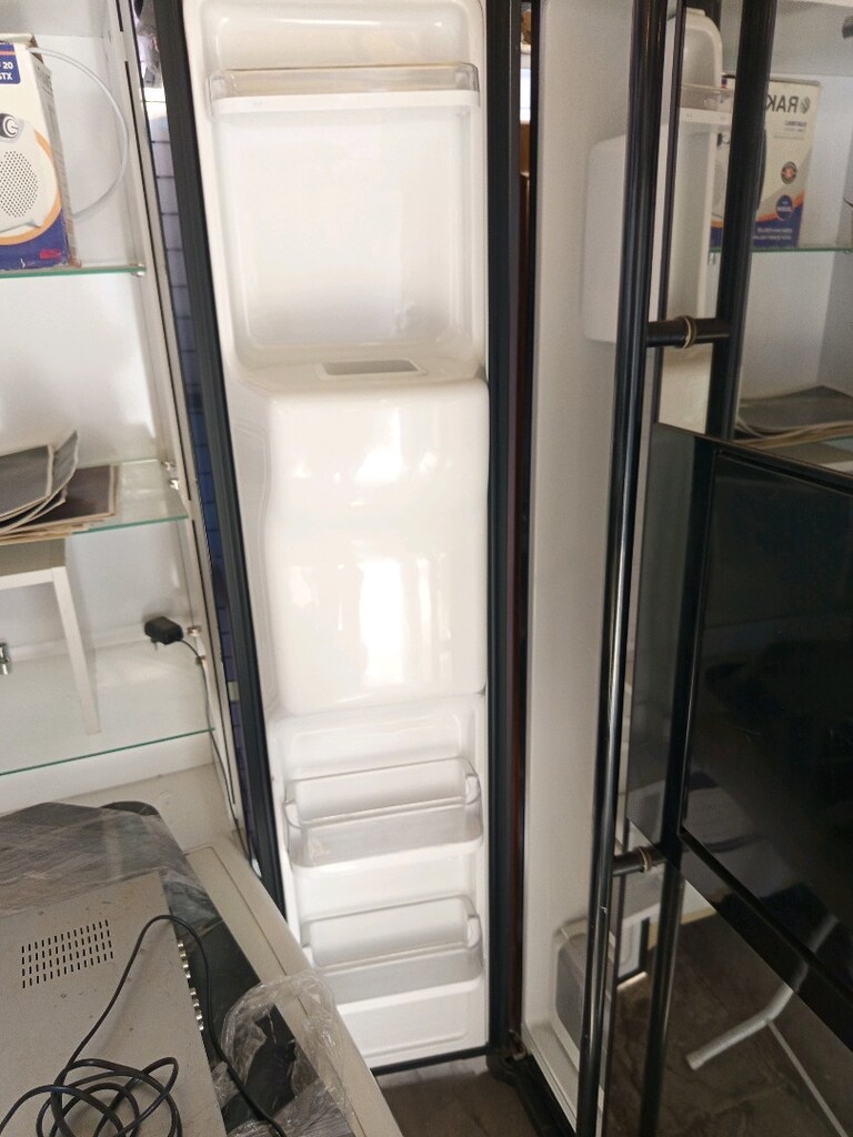 Samsung Gardrop Tarzı Buzdolabı - 5