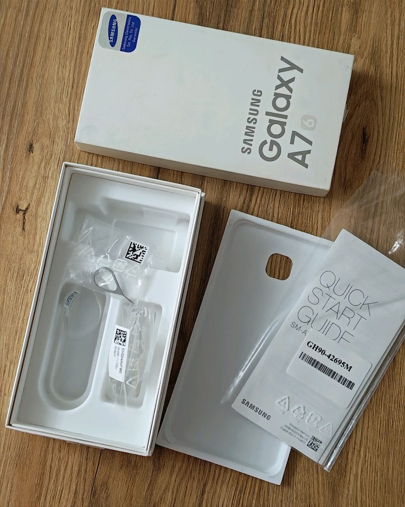 Samsung Galaxy A7 6 Kutusu - 5