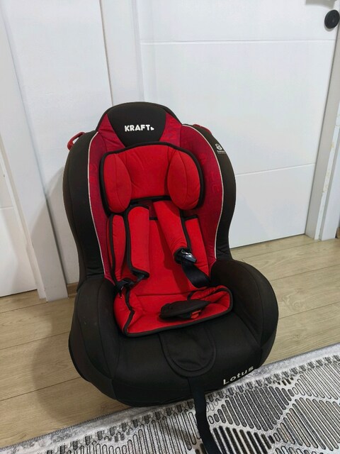 çocuk oto koltuğu