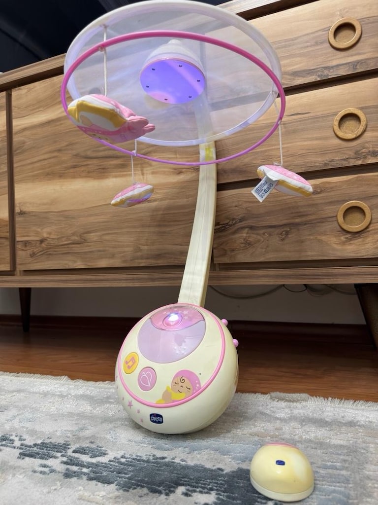 Chicco dönence projektörlü müzikli uzaktan kumandalı - 10