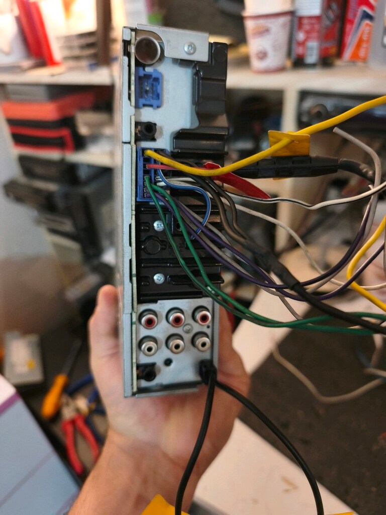 Pioneer dvh 4150 UB - 4