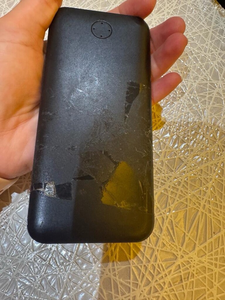 siyah powerbank - 4