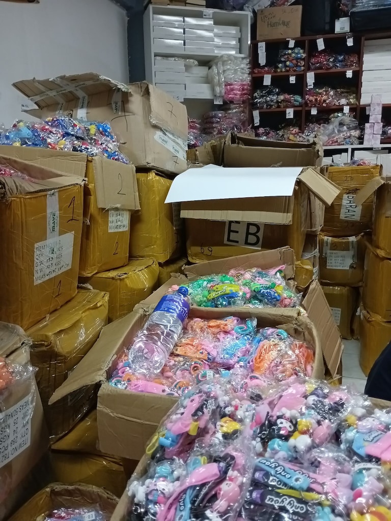SİLİKON MASKOT ANAHTARLIK 100 ADET - 5