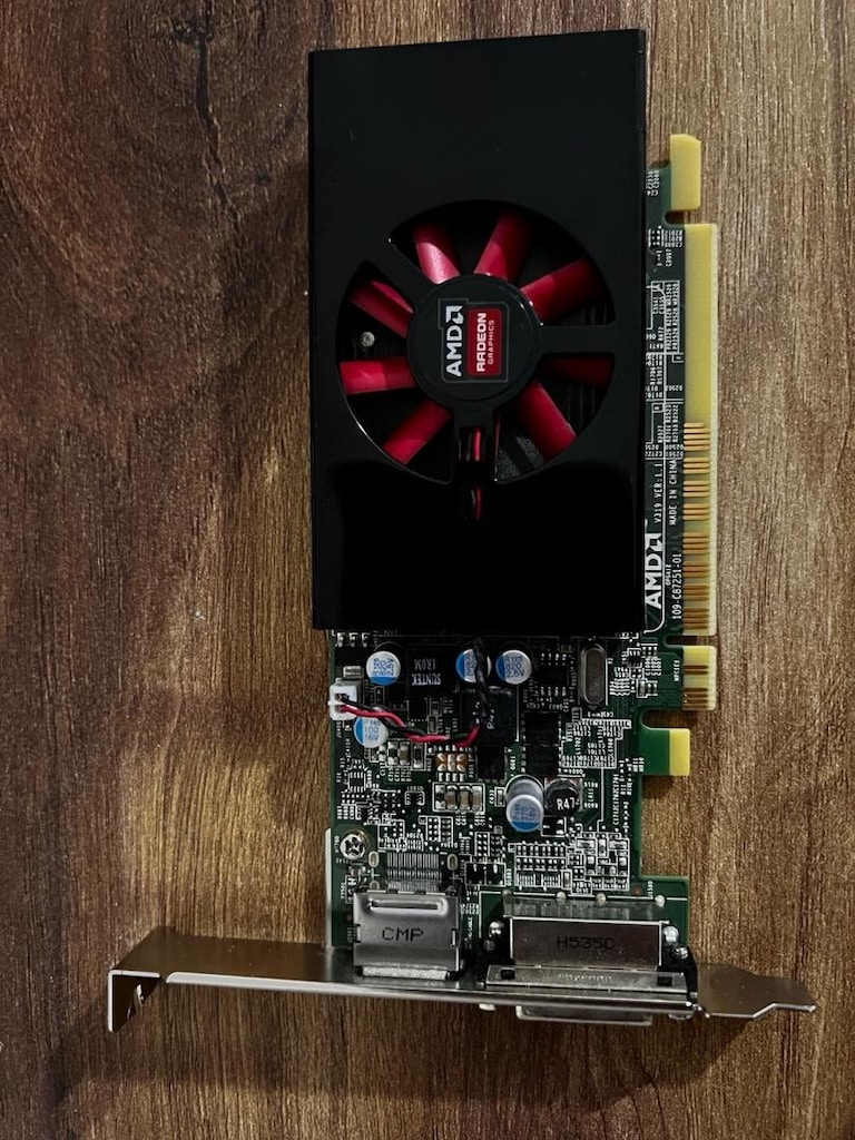 AMD Radeon 4 GB ekran kartı - 2