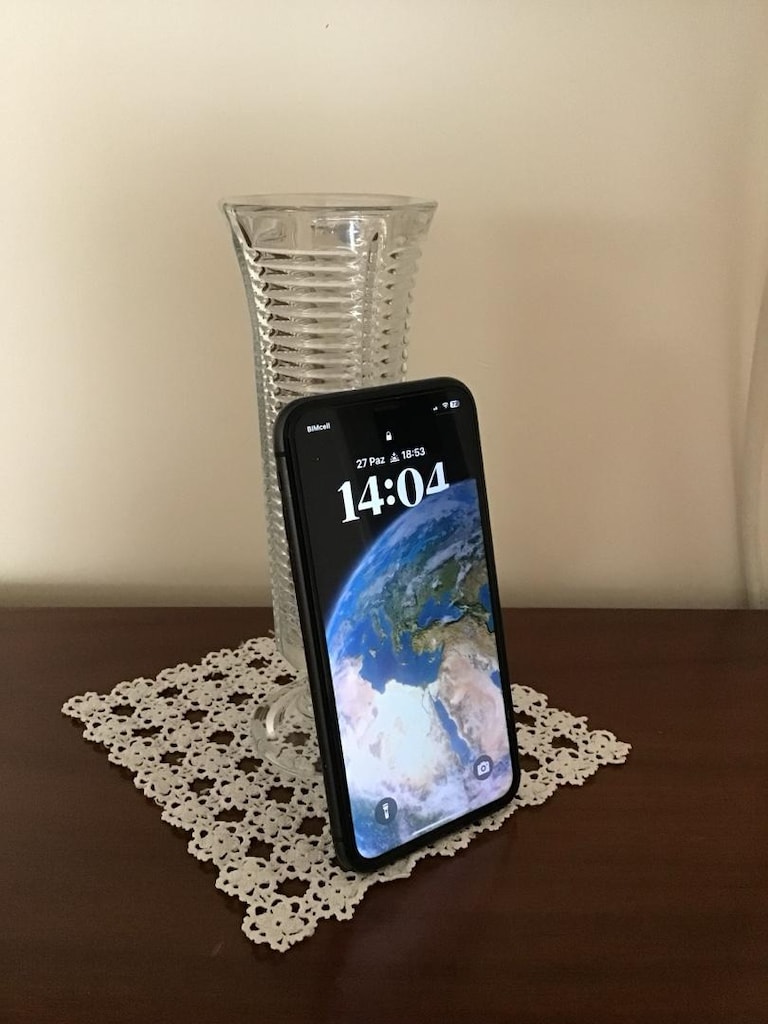 TR IPHONE 11 SORUNSUZ TERTEMİZ/ LAPTOP - 2