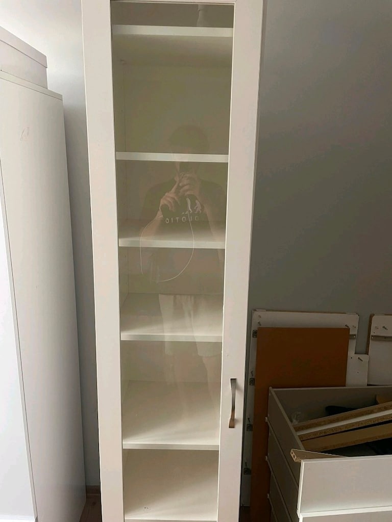 Ikea Tek Kapi Usun Vitrin - 5