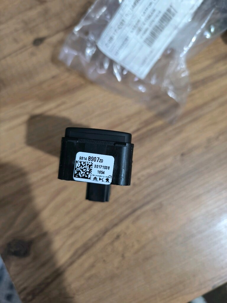 Citroen C3 B618 Sol Ön Cam Açma Düğme Takımı Orijinal 98148907ZD - 2