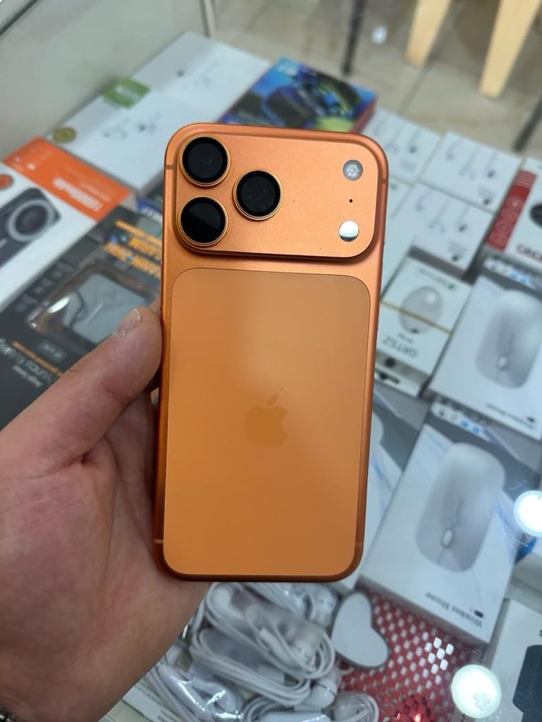 yurd dışı çift sim 17 Pro max 256 uygun fiyata pil 95 devir süre 55gün - 8