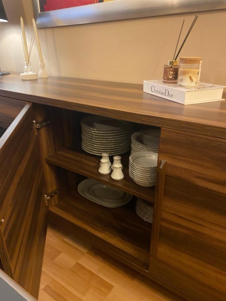 Enza Home Yemek Odası Takımı – 6 Sandalye, Cam Masa ve Büfe - 15