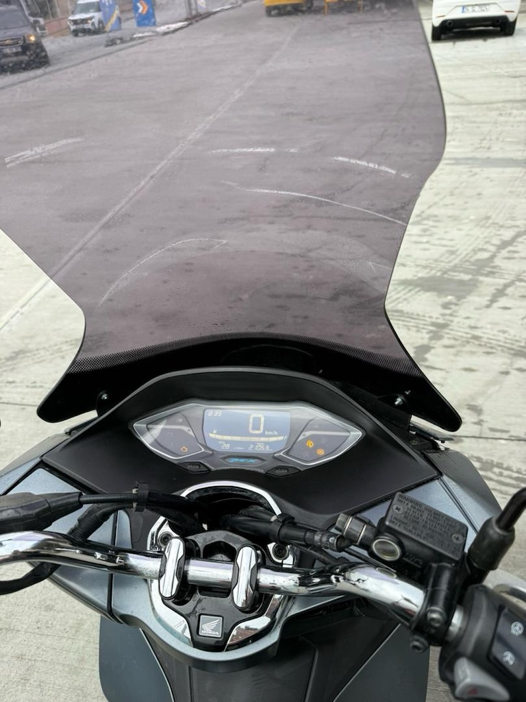 DAHA UCUZU YOK PCX 125 - 11