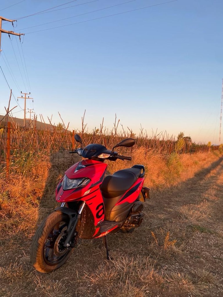 TEMİZ APRİLLA SR125 - 4