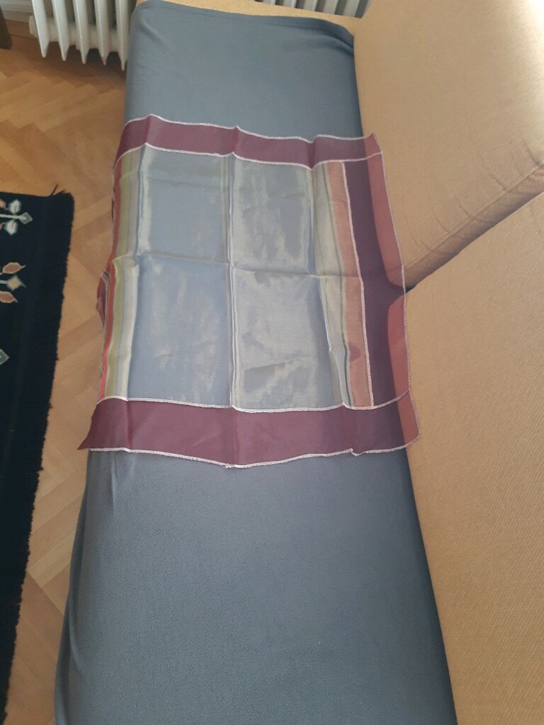AKÇAY:SIFIR KARE ORGANİZE TÜL MASA ÖRTÜSÜ.EBAT:77*71 CM.RENK:GRİ BEYAZ - 2